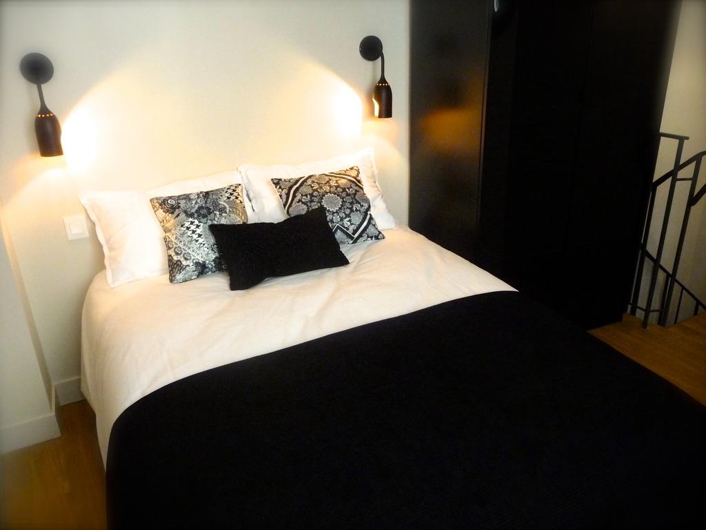 Duplex De Charme Au Coeur De Montmartre Apartment ปารีส ห้อง รูปภาพ