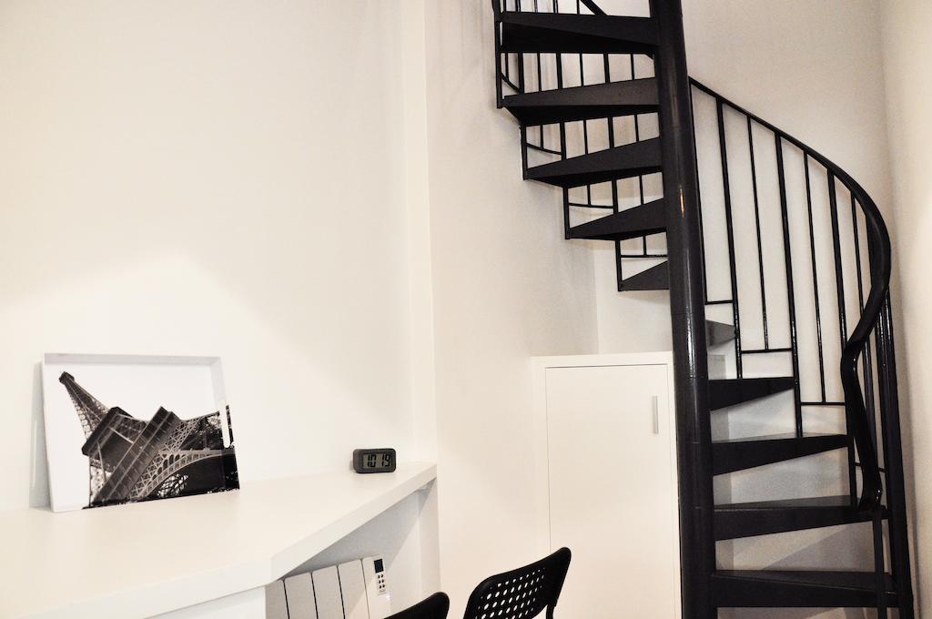 Duplex De Charme Au Coeur De Montmartre Apartment ปารีส ห้อง รูปภาพ