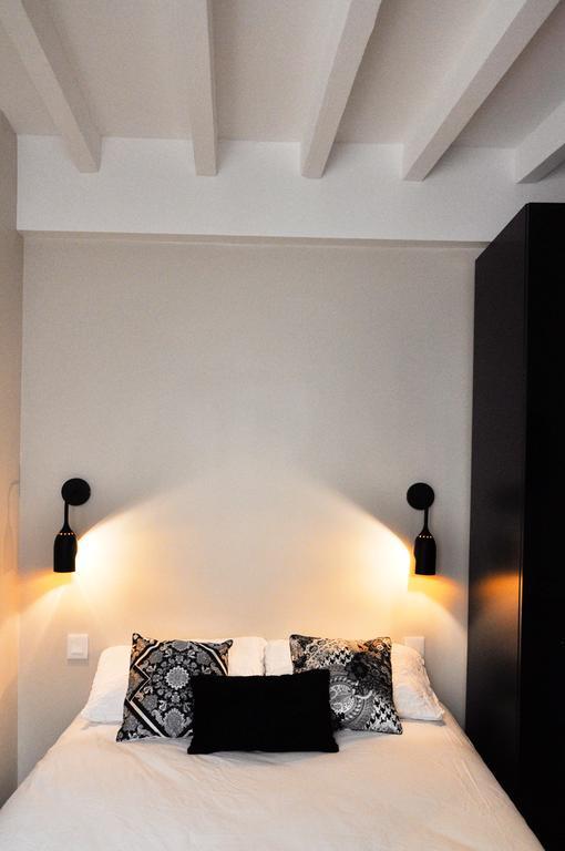 Duplex De Charme Au Coeur De Montmartre Apartment ปารีส ห้อง รูปภาพ