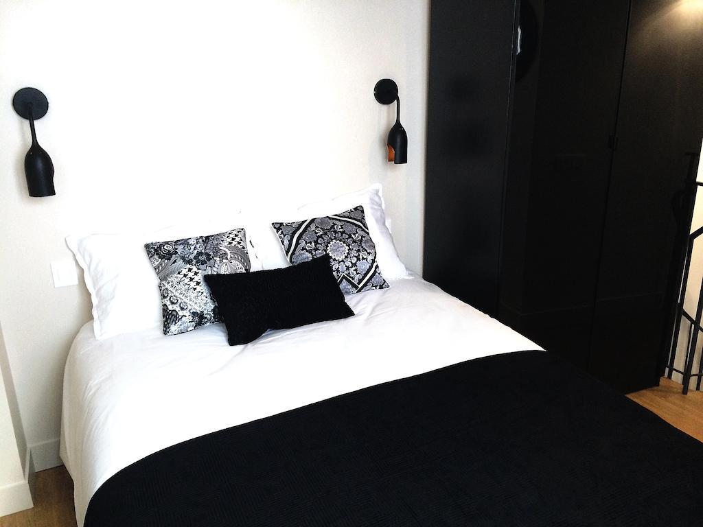 Duplex De Charme Au Coeur De Montmartre Apartment ปารีส ห้อง รูปภาพ